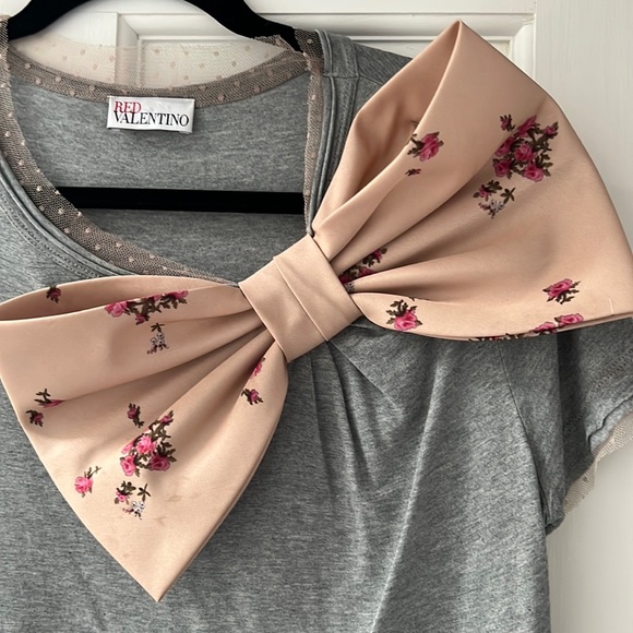 Valentino Red authentic t-shirt. Size Small. - Picture 2 of 8